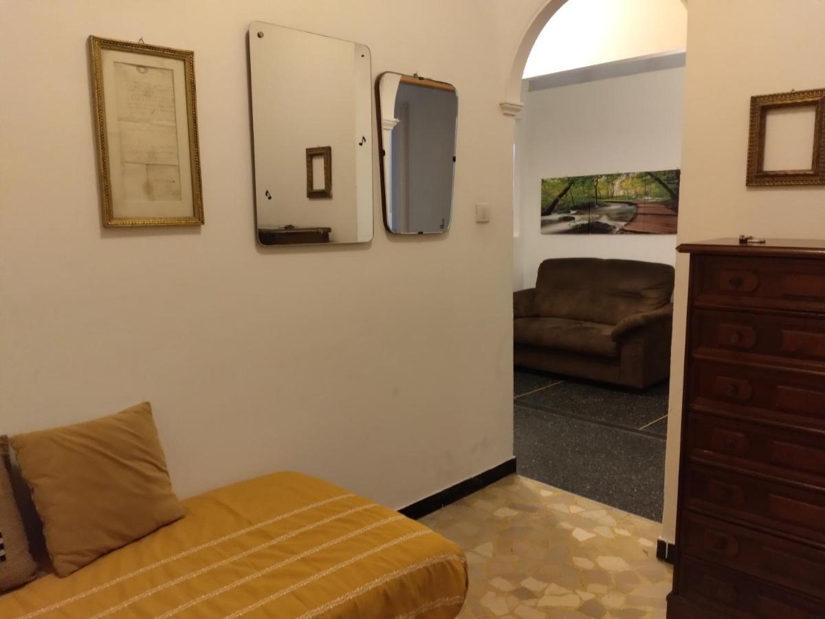 Trilocale Cecilia'S Studio جنوة المظهر الخارجي الصورة