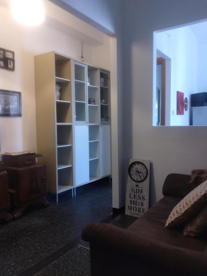 Trilocale Cecilia'S Studio جنوة المظهر الخارجي الصورة