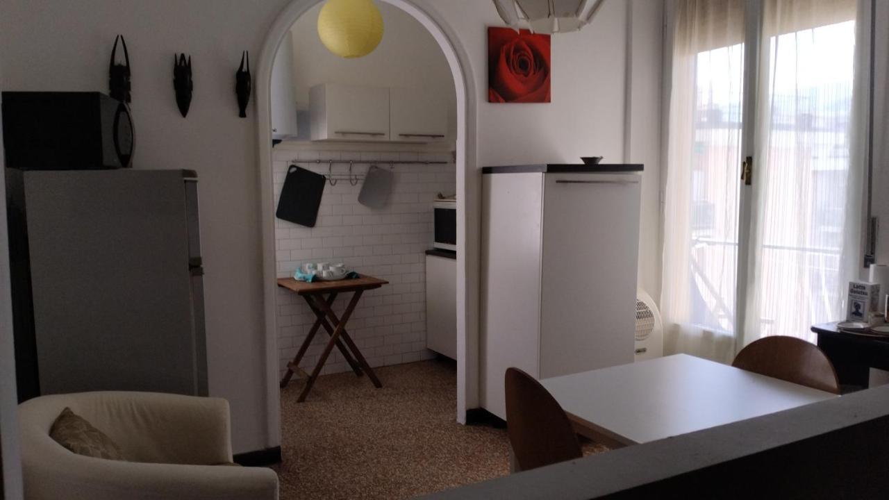 Trilocale Cecilia'S Studio جنوة المظهر الخارجي الصورة
